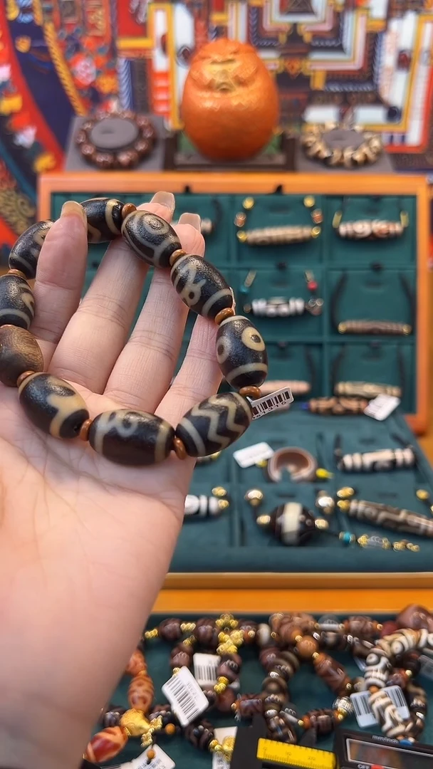 玛瑙/玉髓（覆膜）颈饰未镶嵌49.