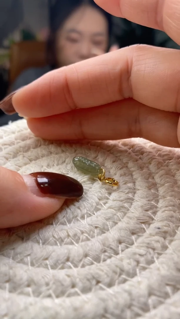 颈饰银S925镶嵌翡翠泡***?净货10642