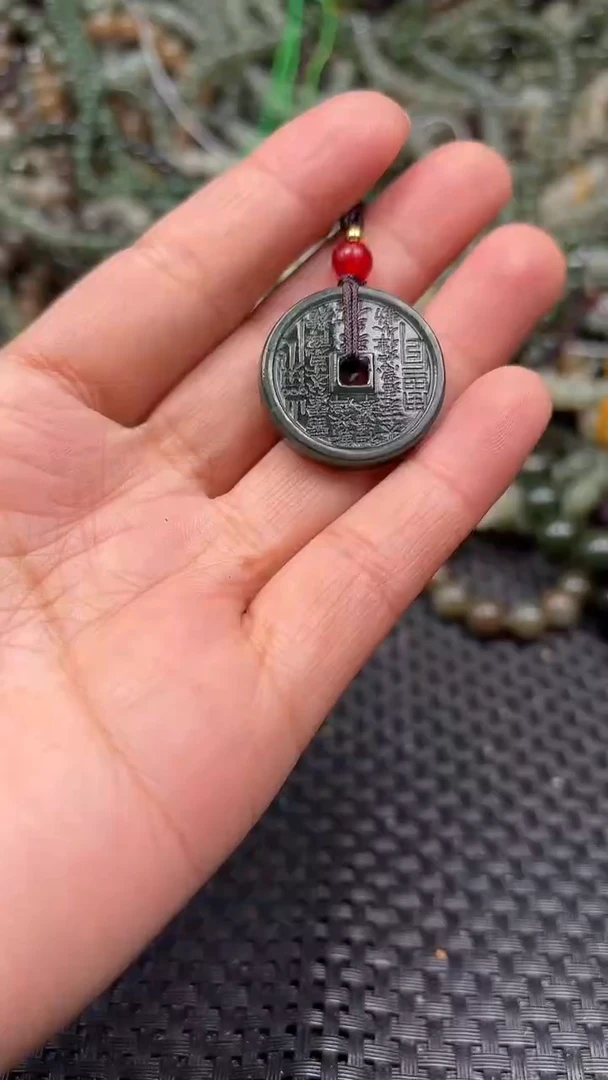 颈饰未镶嵌和田玉1