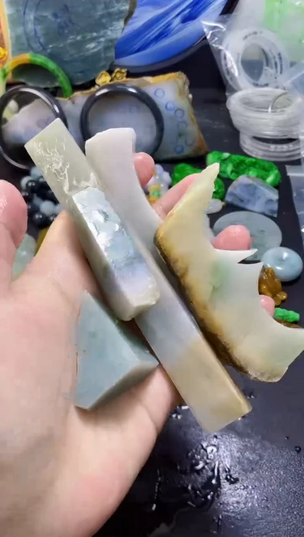 翡翠未镶嵌颈饰173天然翡翠