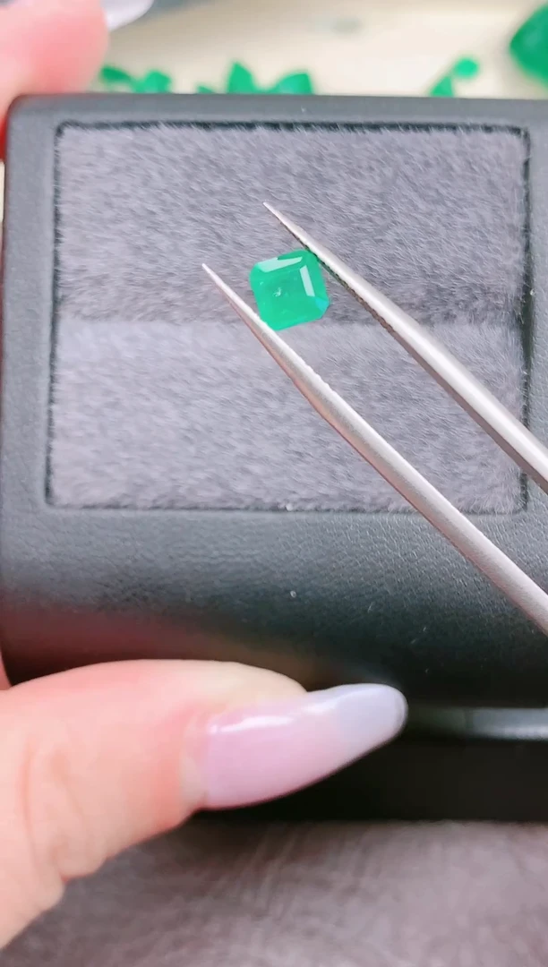 裸石祖母绿0.94ct