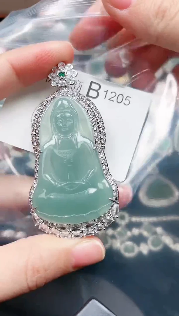 【闪购商品】翡翠颈饰未镶嵌1205赠皮绳