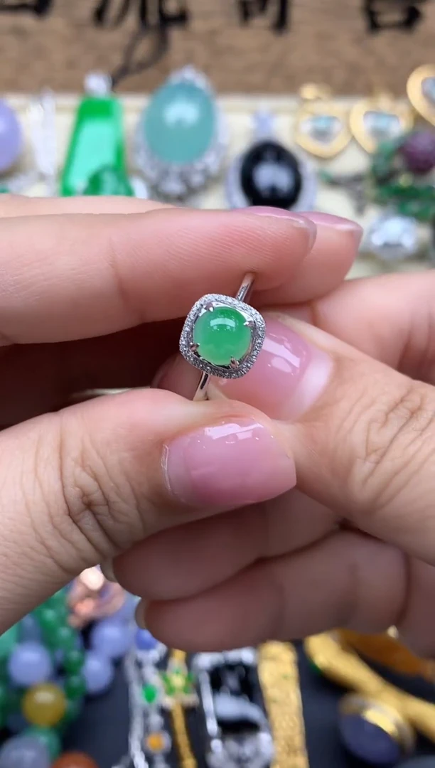 【闪购商品】翡翠戒指18K金镶嵌455-中国好珍宝