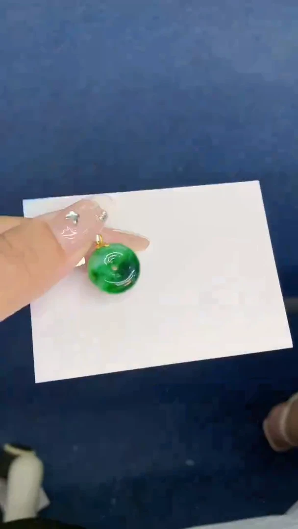 翡翠18K金镶嵌吊坠(不含链)1