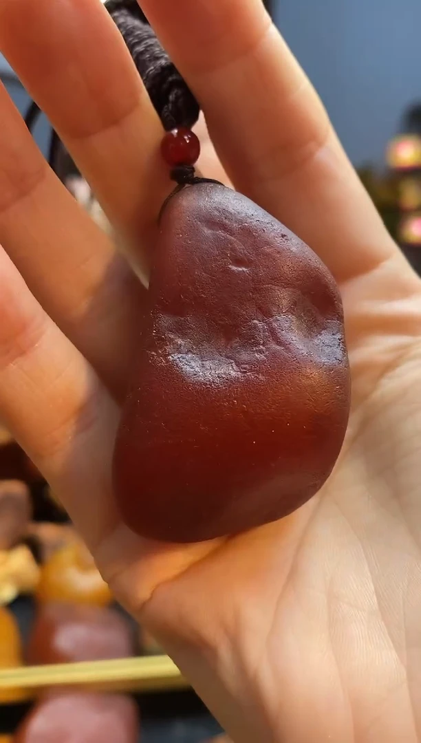 琥珀颈饰未镶嵌挂件