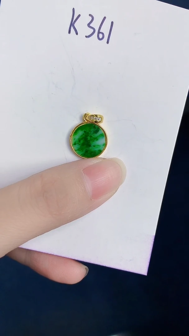 颈饰未镶嵌翡翠天然翡翠缅甸A货