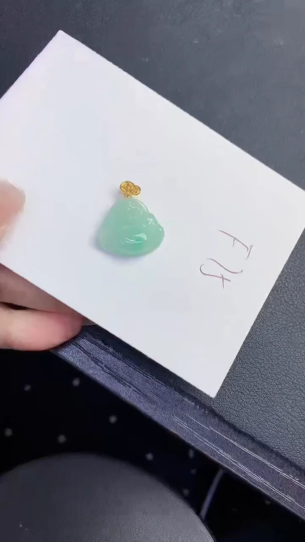 颈饰未镶嵌翡翠缅甸天然翡翠A货