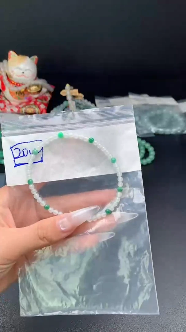 未镶嵌挂件翡翠16