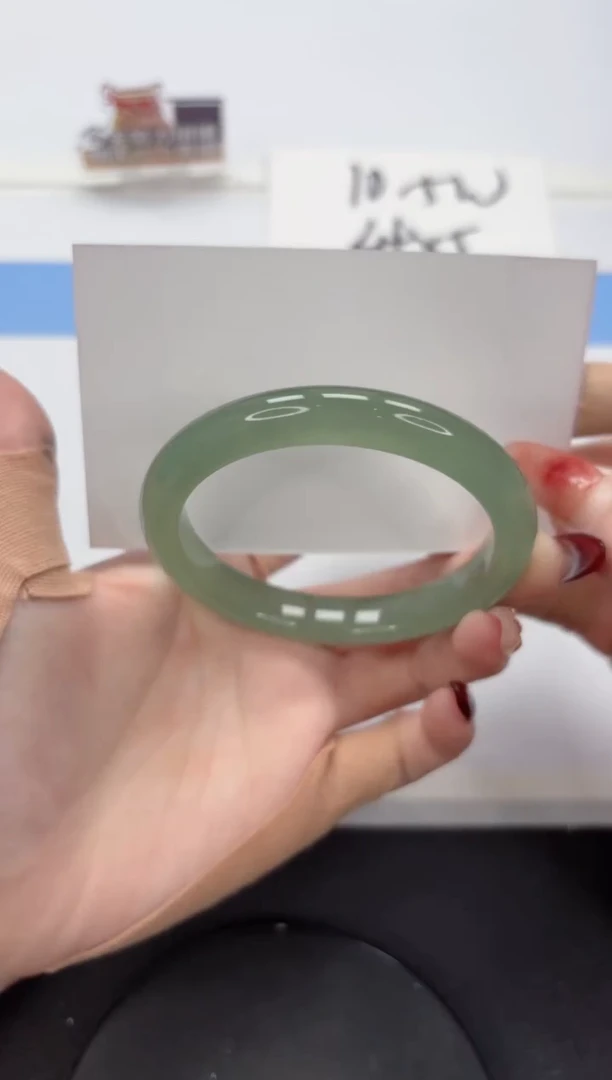 【闪购商品】石英质玉手镯未镶嵌A491-57.5