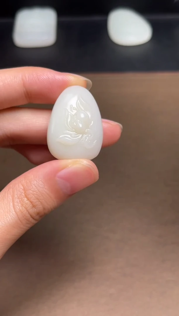 颈饰未镶嵌和田玉10