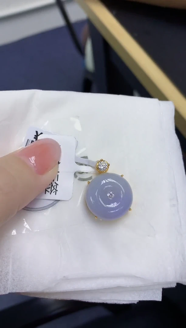 颈饰未镶嵌翡翠天然缅甸翡翠A货多样性发一件