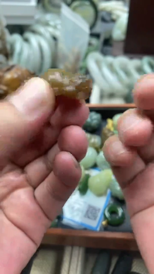 颈饰未镶嵌和田玉D*Y糖貔貅