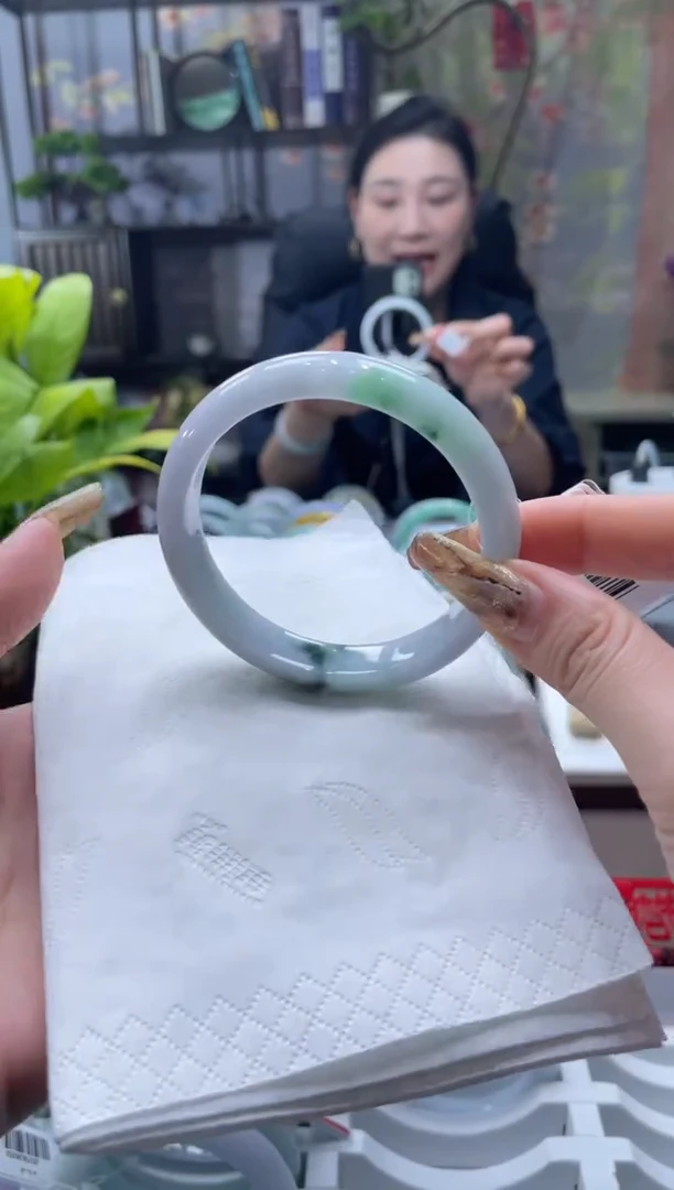 未镶嵌手镯翡翠6584***