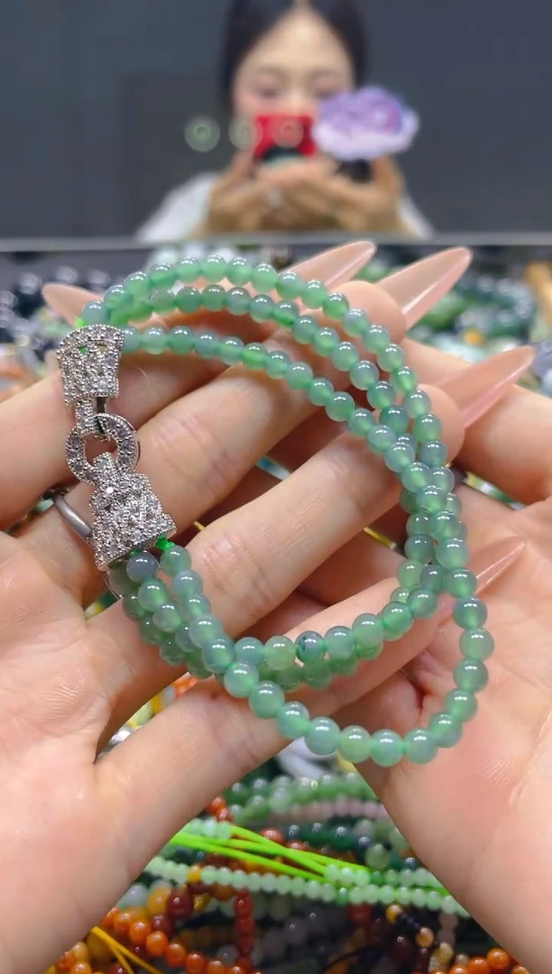 颈饰未镶嵌翡翠4MM