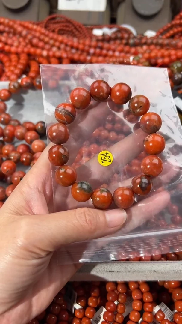 南红玛瑙手串未镶嵌13+