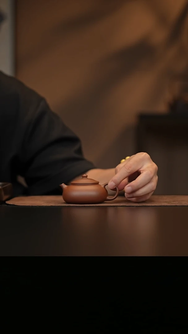 允禾斋 紫砂壶  寒江 紫泥