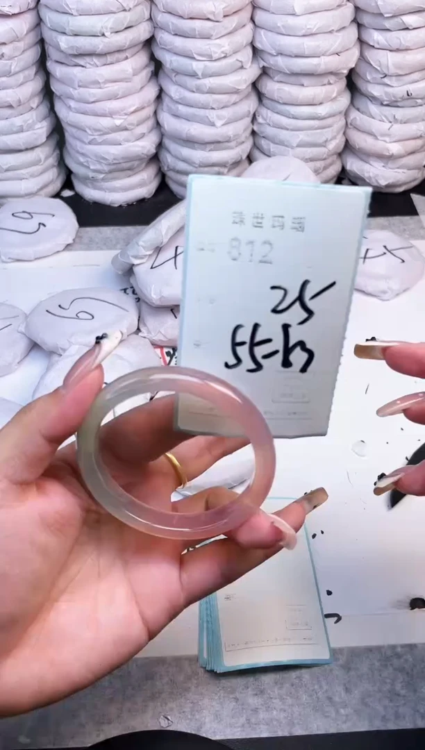 手镯玛瑙/玉髓未镶嵌812