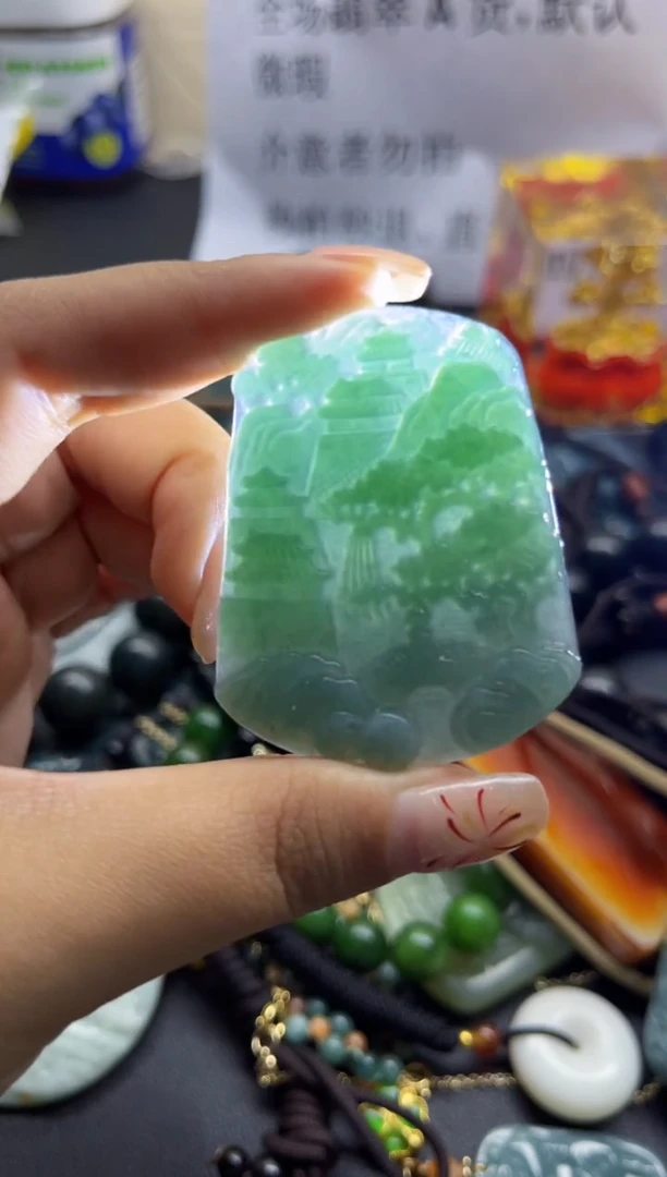 【闪购商品】翡翠颈饰未镶嵌翡翠