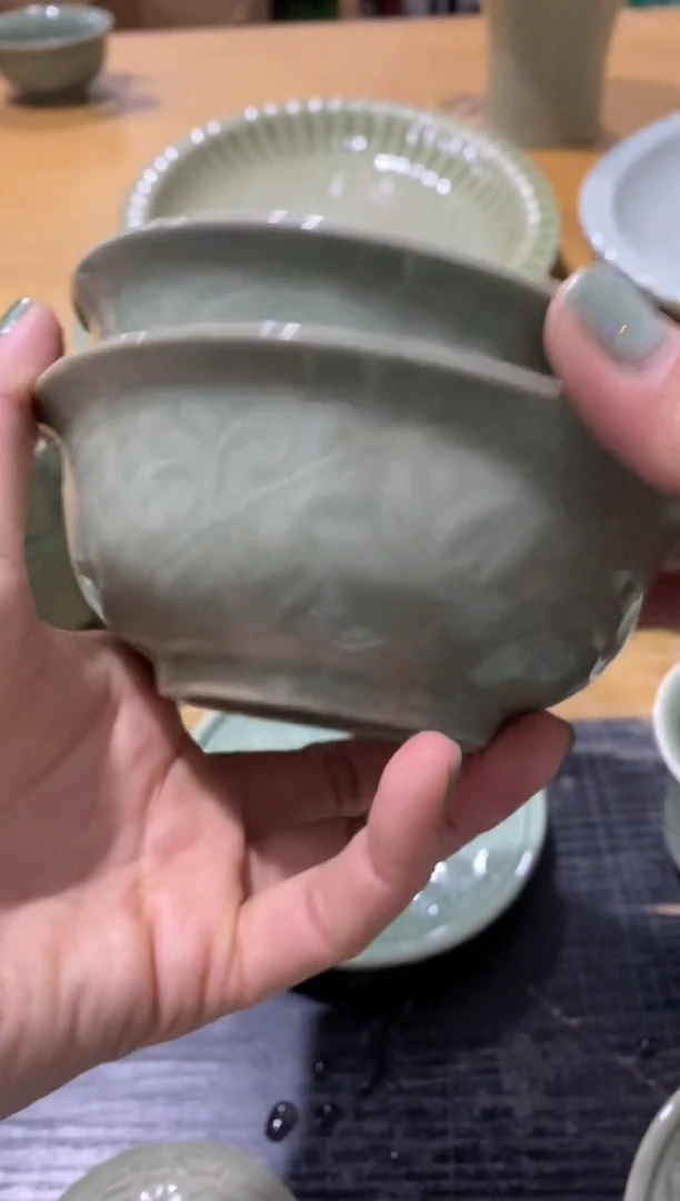 【闪购商品】yuan 莲纹小碗 2只 微瑕 纹饰浅