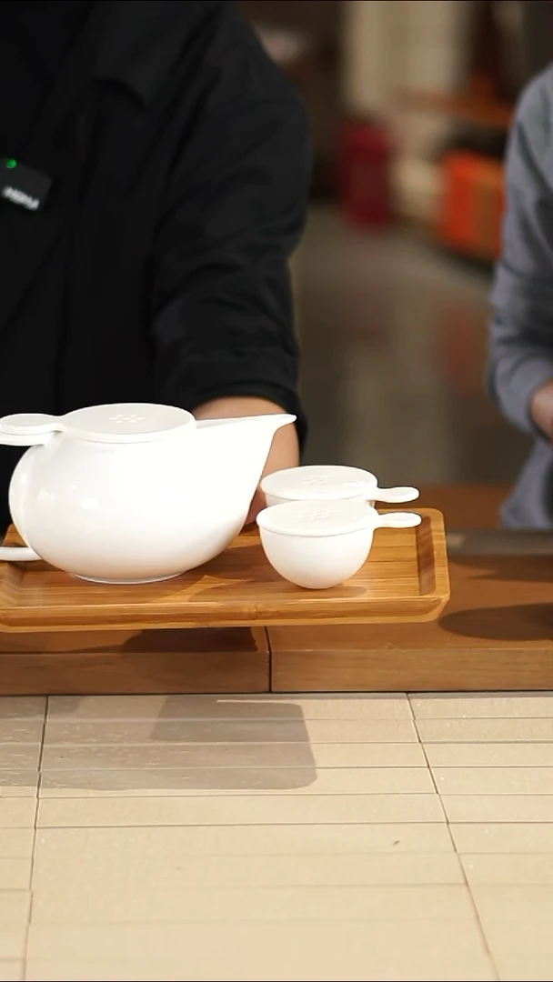 荷禾咖啡壶+咖啡杯一对+方形托盘（无包装）微瑕