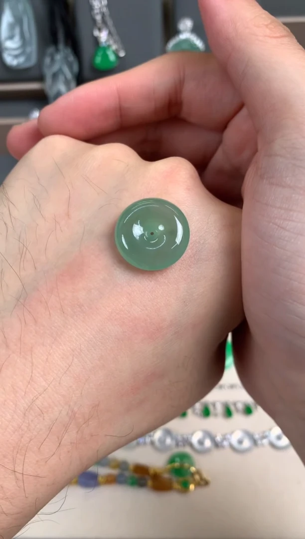 未镶嵌定制翡翠裸玉