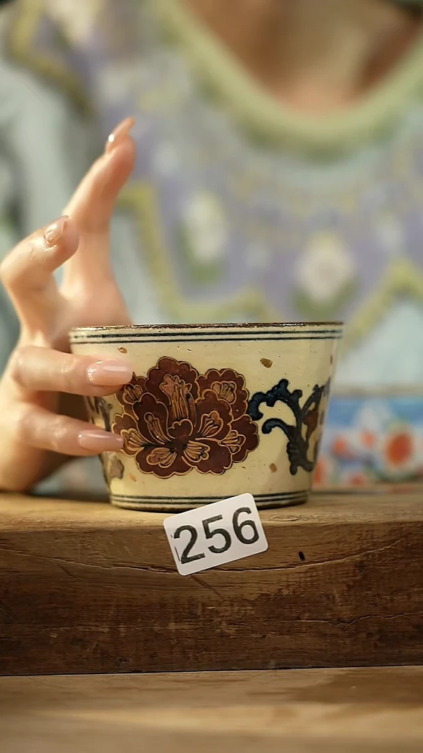 【闪购商品】瓷片叁点 设计师款 牡丹 手握杯