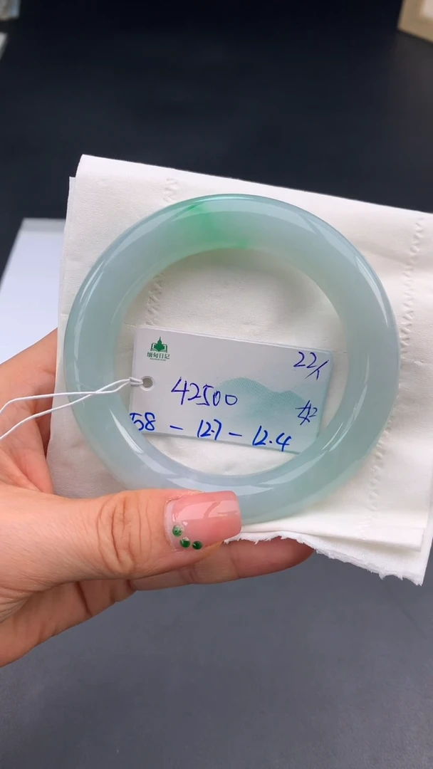 【闪购商品】翡翠手镯未镶嵌下单联系客服核对地址哦