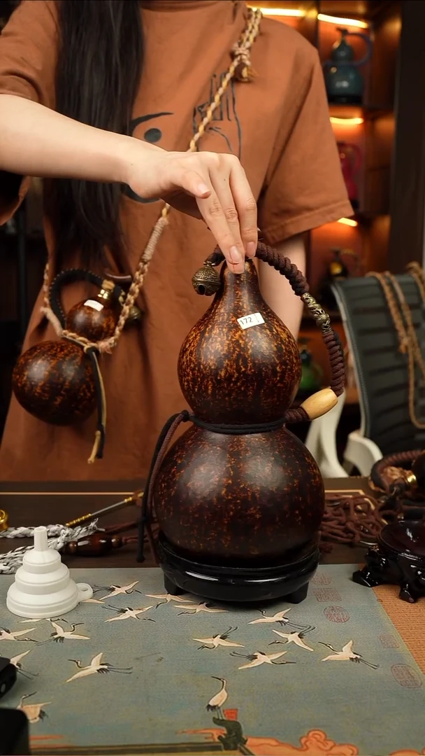 172号1500ml左右非遗大漆酒葫芦