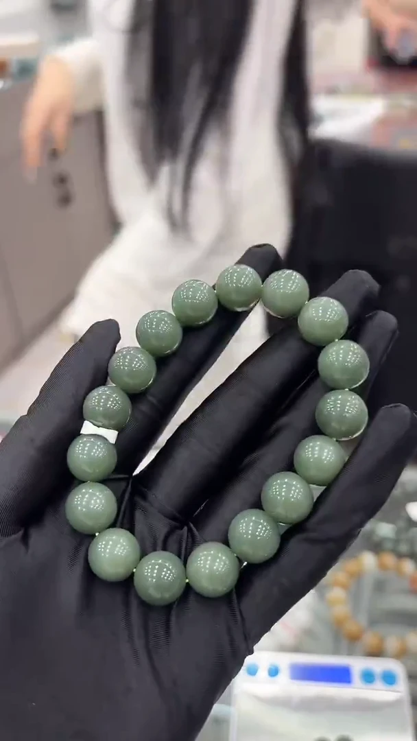 未镶嵌手串和田玉董小姐推荐 多样性发货 拍一发一byfq12