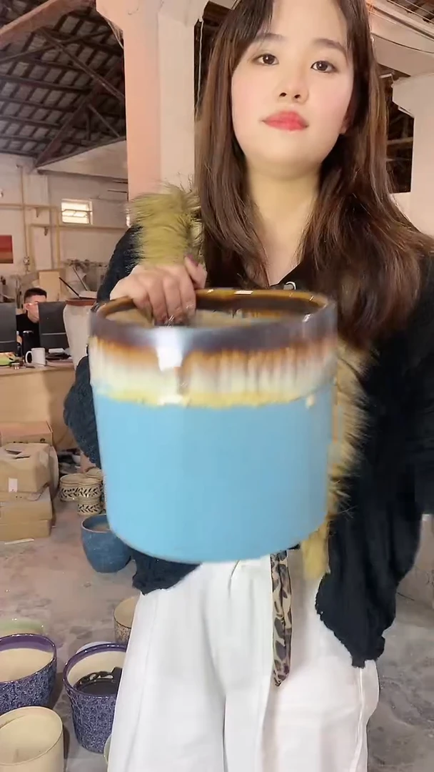 【闪购商品】陶瓷瑕疵 圆筒亚光蓝流釉大L