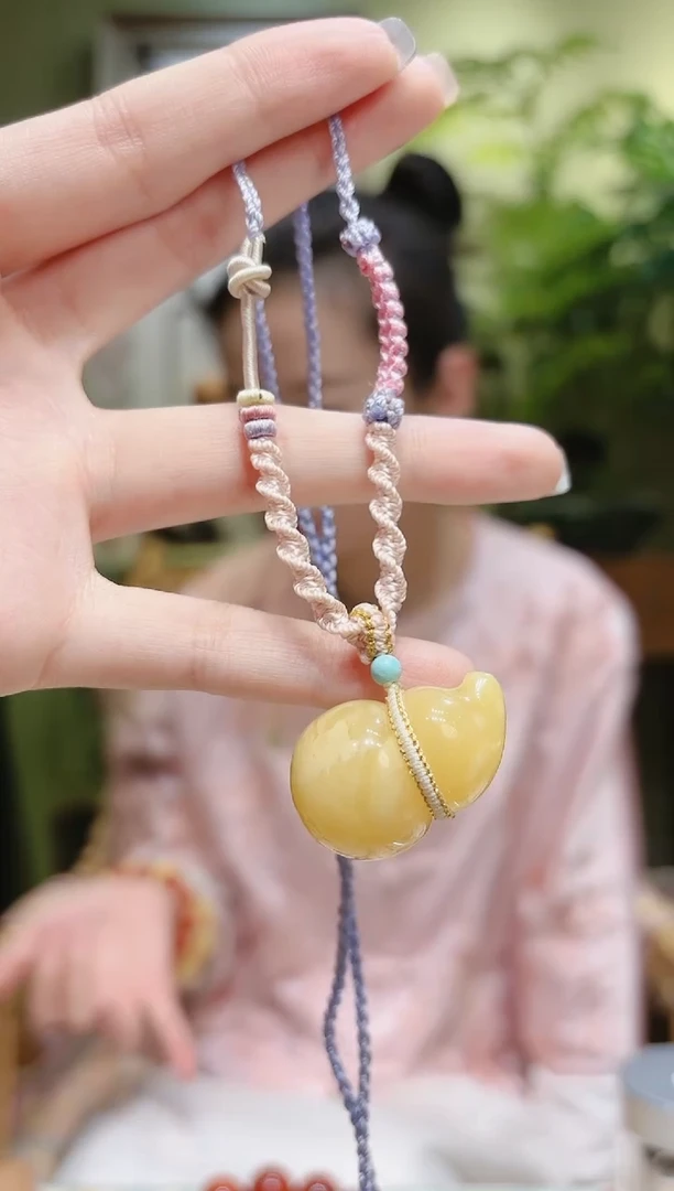 【闪购商品】蜜蜡裸石未镶嵌蜜蜡葫芦绳编吊坠5号