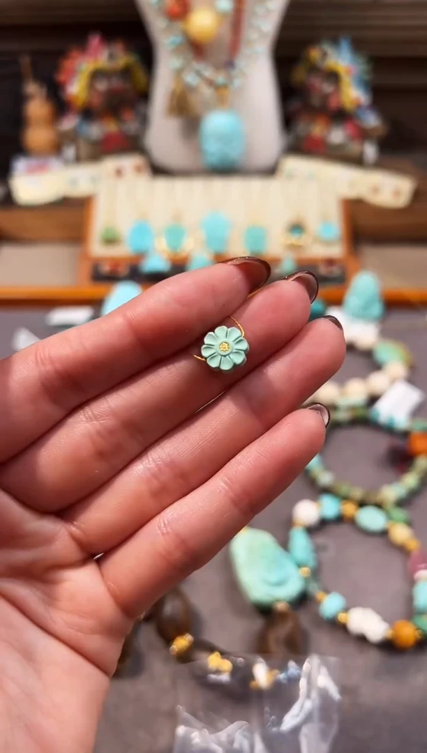 未镶嵌绿松石配饰小雏菊