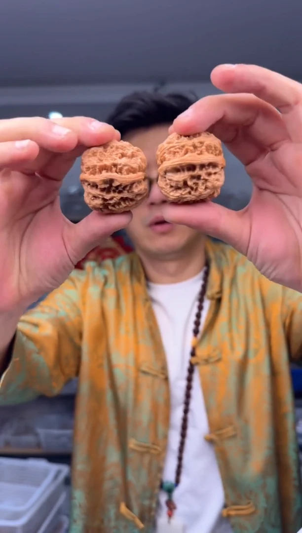 【闪购商品】文玩核桃把件38华北将军膀