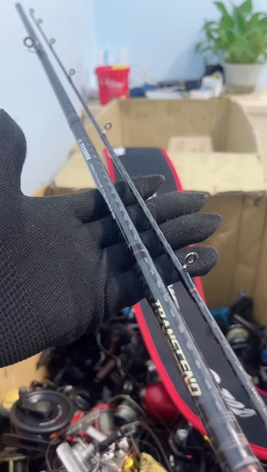 山****井亚钓鱼轮，微瑕孤品，成色，型号直播间讲解为准，看好再下单