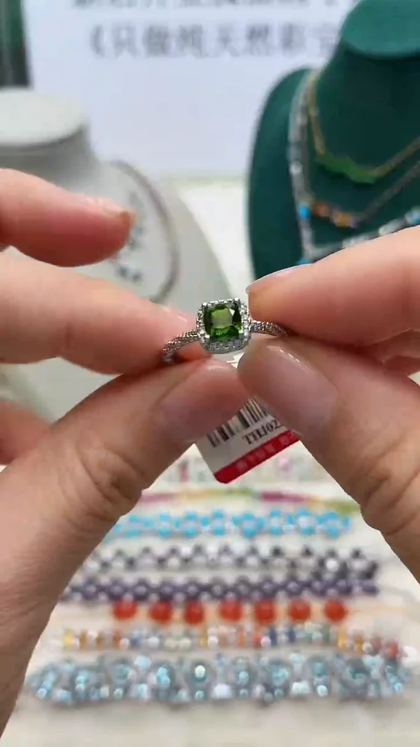 银S925镶嵌透辉石戒指020ZB1121产品一个（多样性）