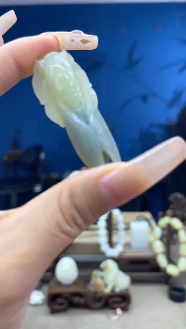 和田玉未镶嵌颈饰1