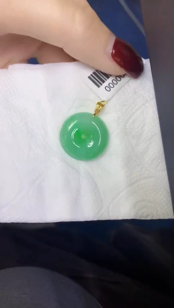 颈饰未镶嵌翡翠缅甸天然翡翠A货