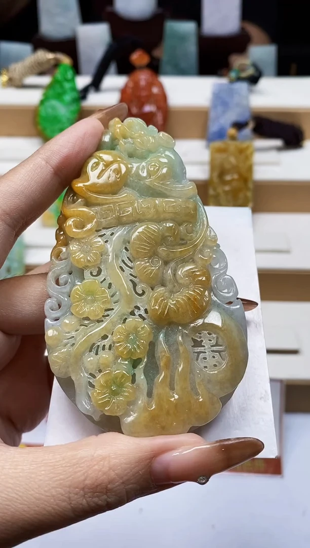 颈饰未镶嵌翡翠翡翠A货