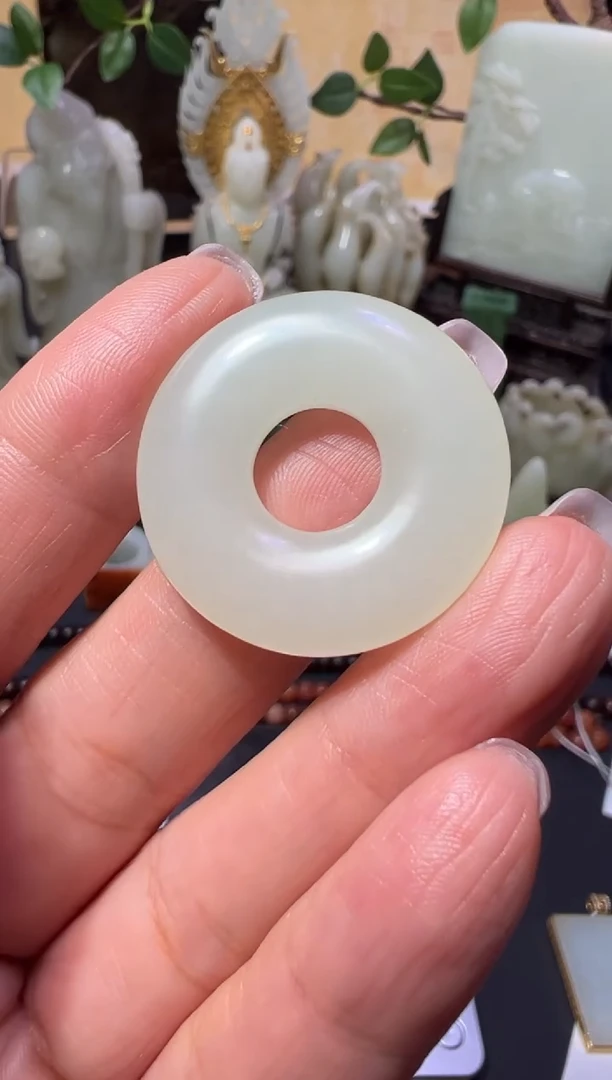 【闪购商品】和田玉山西文物商店平安扣