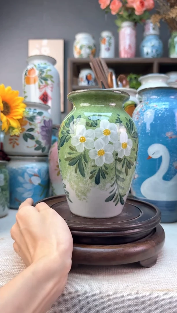 瓶景德镇手绘花器底部无孔内部无釉陶泥材质高温瓷釉下彩