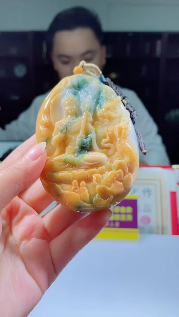 颈饰未镶嵌翡翠翡翠