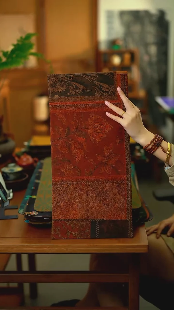 50x24小片红色拼接