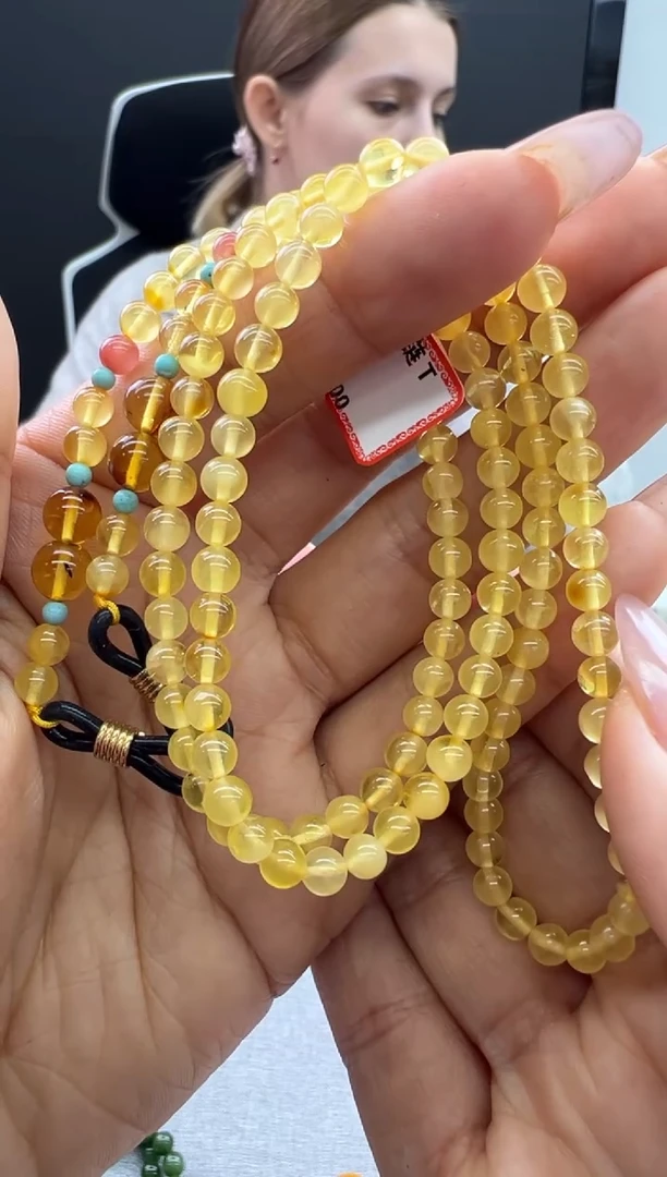 【闪购商品】琥珀颈饰未镶嵌4秒拍号