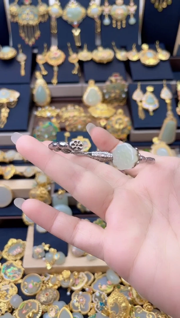 项圈银S925镀金镶嵌和田玉莲蓬手镯