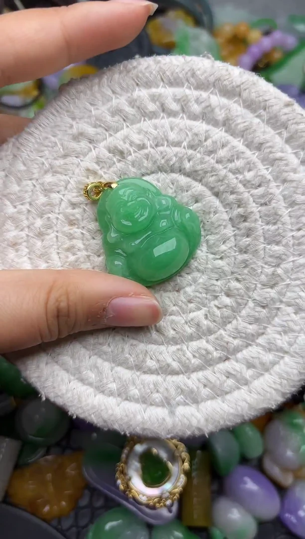 颈饰未镶嵌翡翠缅甸翡翠吊坠