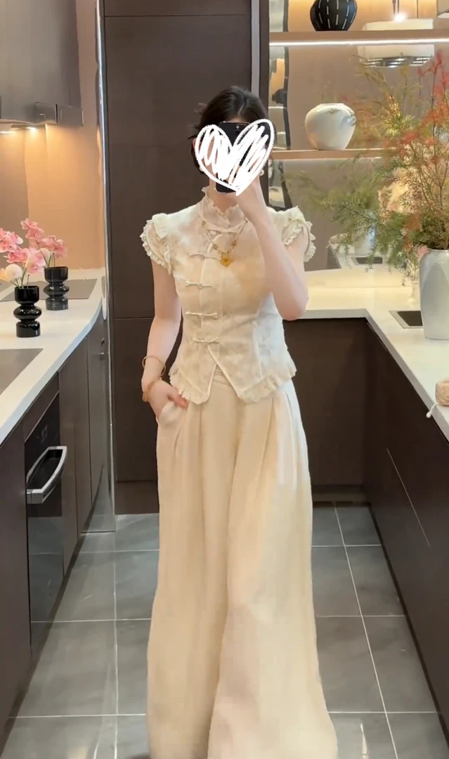 新中式国风设计感蕾丝边盘扣上衣女夏季新款高腰阔腿裤套装两件套