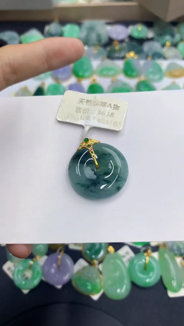 翡翠未镶嵌颈饰缅甸翡翠a货