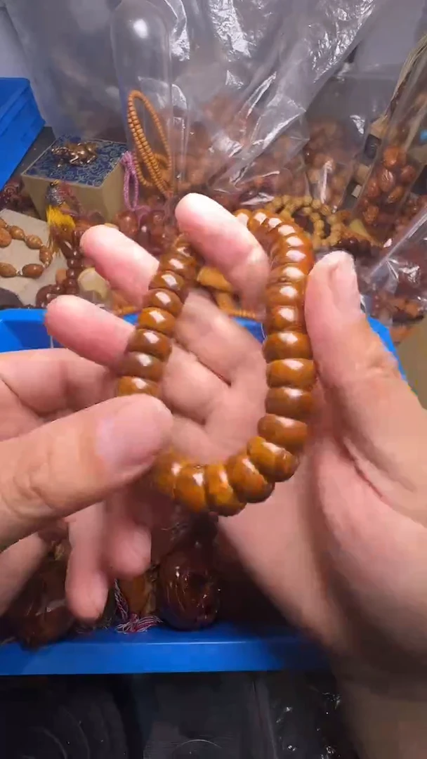 手串橄榄核紫金鼠饭碗