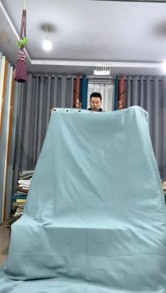 布成品窗帘  2
