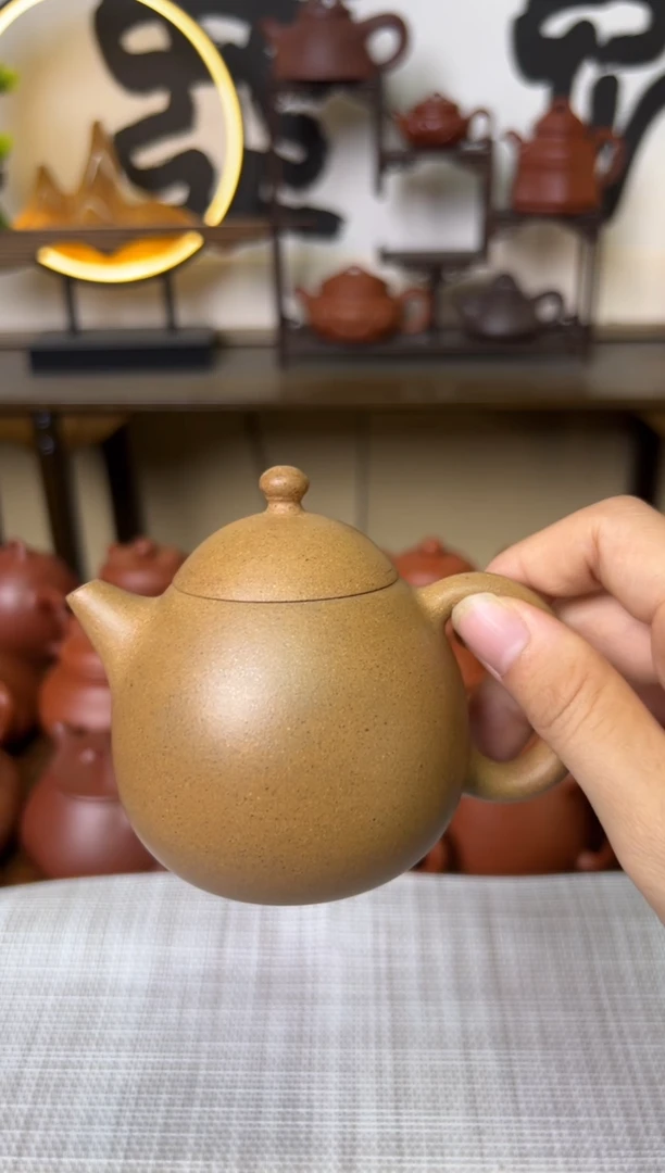 茶壶段泥黄金段龙蛋壶150CC-甘来兵